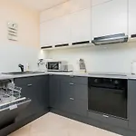 Batorego 7 Premium With Parking By Renters * Gdynia
