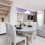 Appartement Batorego 7 By Renters *